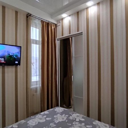 Апартаменты Левада Апартаменти Левада Apartments Levada Kharkiv Bagian luar foto
