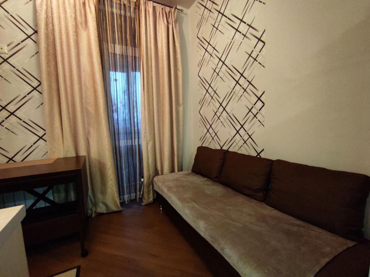 Апартаменты Левада Апартаменти Левада Apartments Levada Kharkiv Bagian luar foto