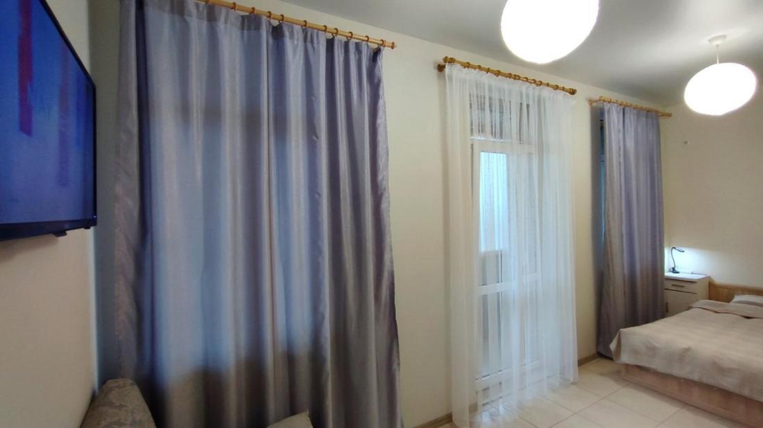 Апартаменты Левада Апартаменти Левада Apartments Levada Kharkiv Bagian luar foto